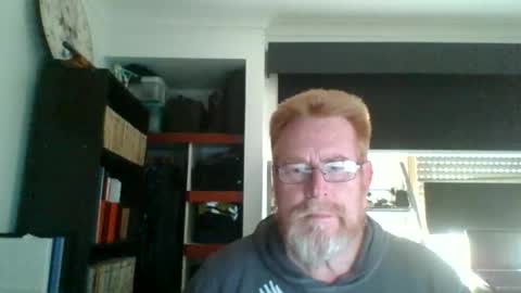 kiwi_boss61 online show from 05-25-26, 04:29
