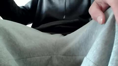 kiwibulge123 online show from 05-29-26, 02:09
