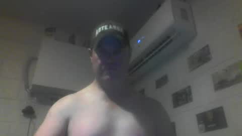 kiwiguy19773 online show from 05-19-26, 07:47