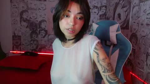 kiyu online show from 03-01-25, 01:32