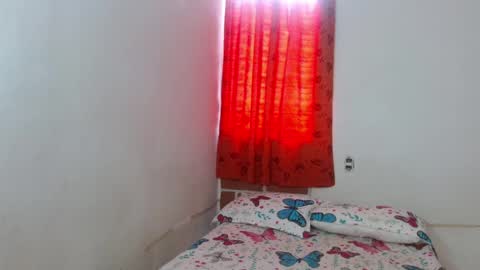 kiyu online show from 10-12-25, 05:34