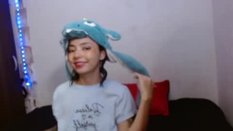 Snapshot of kiyusweetcrazy chatting on 06-01-26, 01:29 kiyu online show from 06-01-26, 01:29