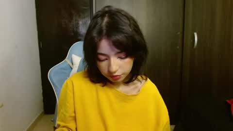 Snapshot of kiyusweetcrazy chatting on 06-11-26, 02:22 kiyu online show from 06-11-26, 02:22