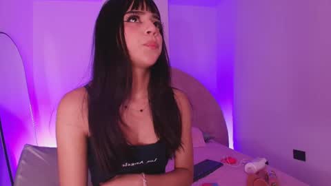 Snapshot of kkira_doll chatting on 04-23-26, 11:53 Kkira online show from 04-23-26, 11:53