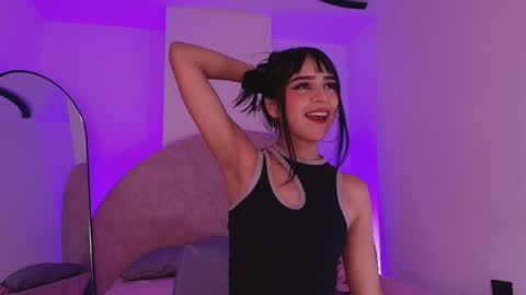 Snapshot of kkira_doll chatting on 05-13-26, 11:51 Kkira online show from 05-13-26, 11:51