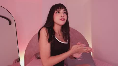 Snapshot of kkira_doll chatting on 05-16-26, 11:53 Kkira online show from 05-16-26, 11:53