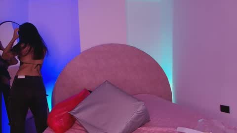 Snapshot of kkira_doll chatting on 05-30-26, 11:51 Kkira online show from 05-30-26, 11:51