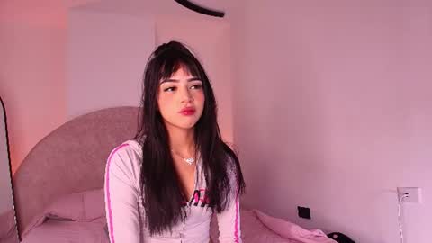 Kkira  online show from 07-12-26, 11:56