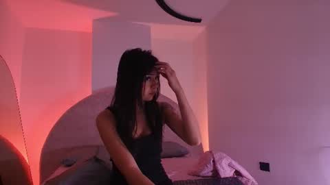 Kkira  online show from 07-17-26, 11:50