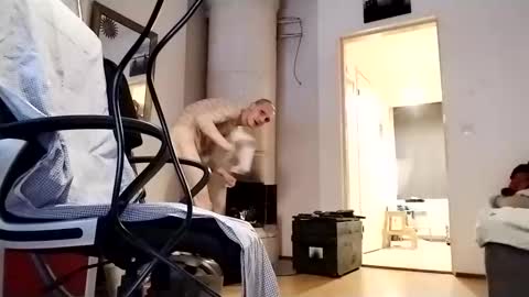 Erik online show from 12-19-24, 12:23