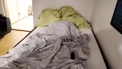 Erik online show from 01-03-25, 02:54