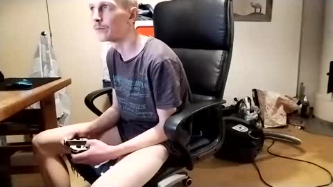 Erik online show from 01-04-25, 09:52