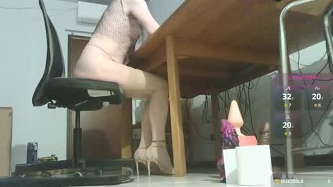 Snapshot of klaudiacd chatting on 12-10-24, 06:11 Klaudia online show from 12-10-24, 06:11