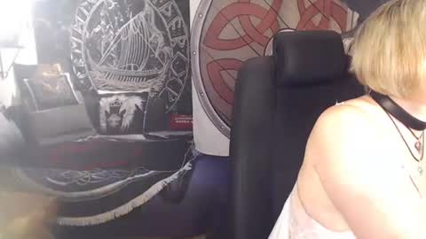 Michelle online show from 02-25-25, 08:03