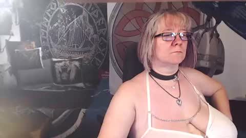 Michelle online show from 06-22-26, 05:54