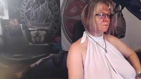 Michelle online show from 07-06-26, 05:15