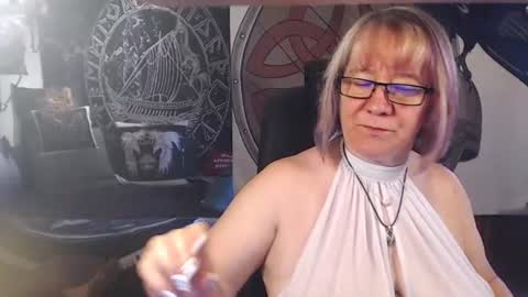 Michelle online show from 07-09-26, 06:28