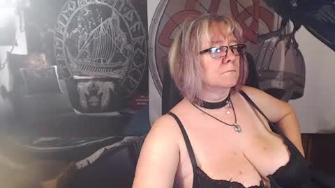 Michelle online show from 07-09-26, 06:34