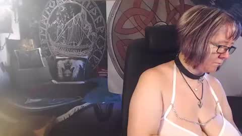 Michelle online show from 07-29-26, 06:33
