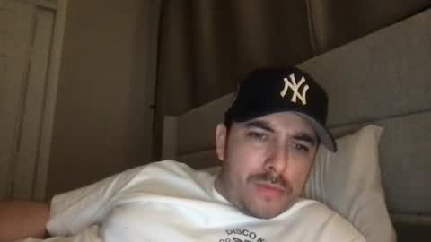 Snapshot of kling12034 chatting on 03-25-26, 11:22 kling12034 online show from 03-25-26, 11:22