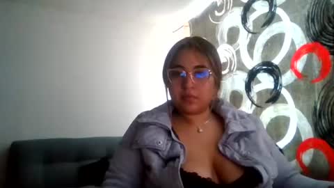 Kloe online show from 07-27-26, 12:45