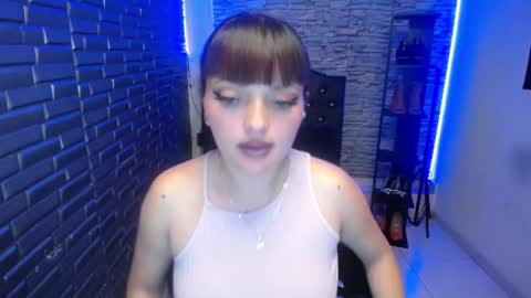 Snapshot of kloe_owen chatting on 07-01-26, 11:56 kloe owens online show from 07-01-26, 11:56