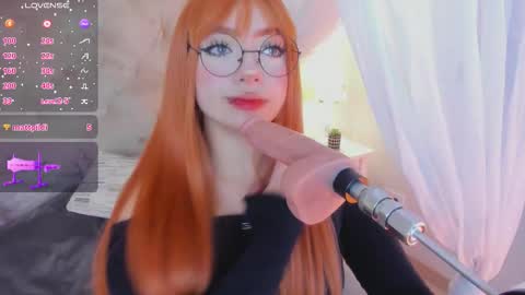 Snapshot of kloe_raize chatting on 10-25-25, 11:43 Kloe online show from 10-25-25, 11:43