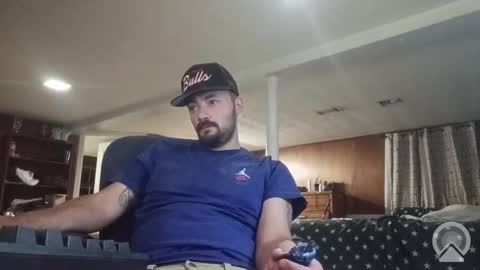 LOUiViLAN online show from 09-21-25, 05:09