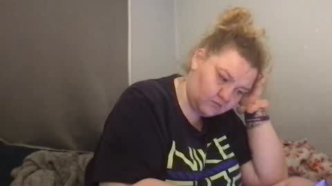 Snapshot of kmarie1196 chatting on 02-19-26, 05:25 kmarie1196 online show from 02-19-26, 05:25