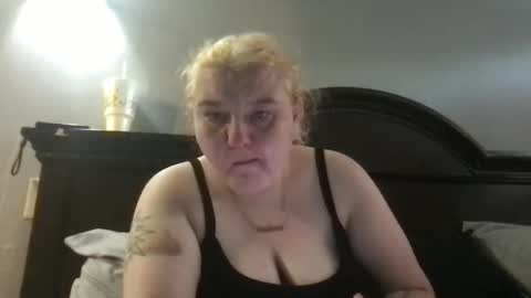 kmarie1196 online show from 06-07-26, 03:38