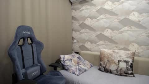 Carter.  online show from 10-11-25, 08:24