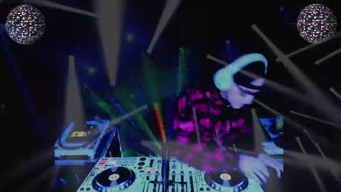 Nico Knight online show from 04-12-26, 10:26