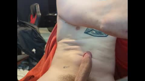 Snapshot of kniloc chatting on 01-16-25, 11:15 kniloc online show from 01-16-25, 11:15