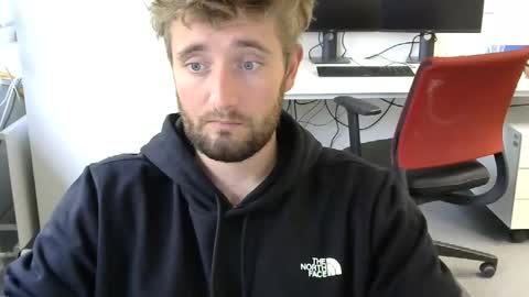 Snapshot of knisley chatting on 10-21-25, 11:00 Knisley online show from 10-21-25, 11:00