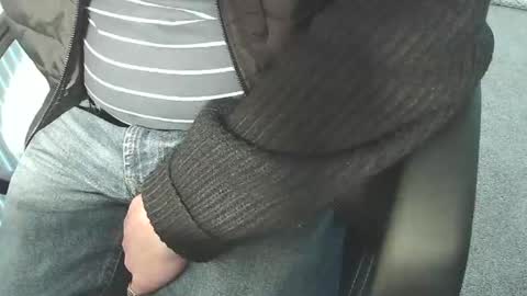 Snapshot of knobontour chatting on 01-17-25, 11:49 knobontour online show from 01-17-25, 11:49