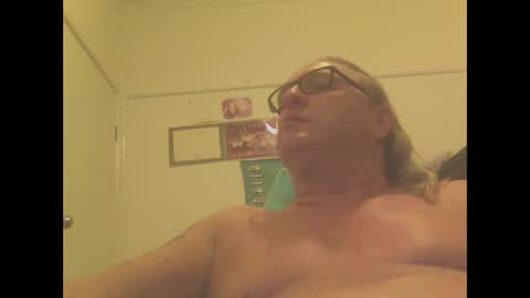 Snapshot of knobout chatting on 12-02-24, 05:59 knobout online show from 12-02-24, 05:59