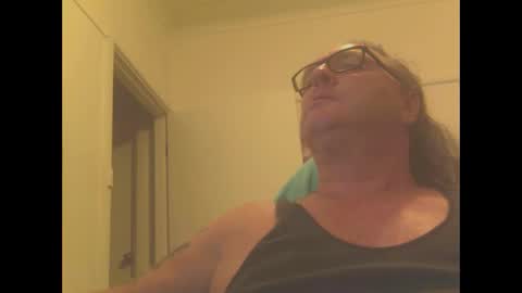 Snapshot of knobout chatting on 12-03-24, 11:01 knobout online show from 12-03-24, 11:01