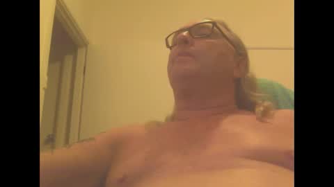 Snapshot of knobout chatting on 12-23-24, 12:08 knobout online show from 12-23-24, 12:08