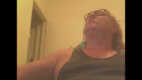 Snapshot of knobout chatting on 12-30-24, 12:42 knobout online show from 12-30-24, 12:42