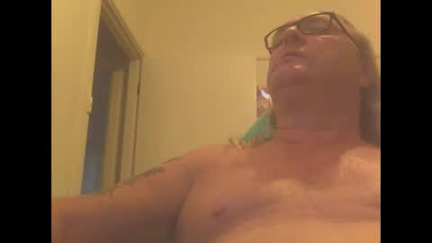 Snapshot of knobout chatting on 01-13-25, 08:26 knobout online show from 01-13-25, 08:26