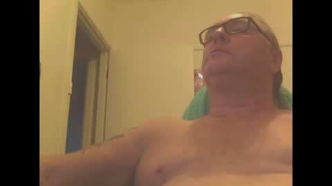 Snapshot of knobout chatting on 02-02-25, 08:46 knobout online show from 02-02-25, 08:46