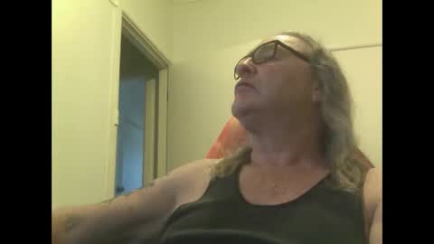 Snapshot of knobout chatting on 10-01-25, 06:41 knobout online show from 10-01-25, 06:41