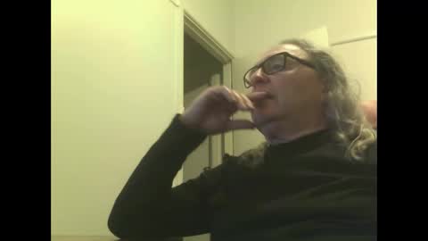 Snapshot of knobout chatting on 10-02-25, 07:37 knobout online show from 10-02-25, 07:37