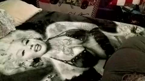 knock2wice1975 online show from 01-12-25, 08:14