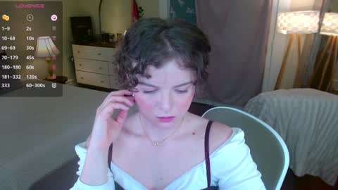 knowlita  online show from 02-01-25, 03:28