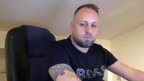 hugo online show from 02-14-26, 02:30