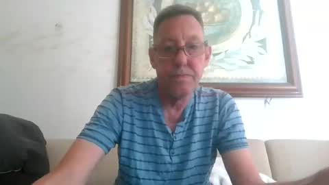 Snapshot of kobolt67 chatting on 06-06-26, 03:39 kobolt67 online show from 06-06-26, 03:39