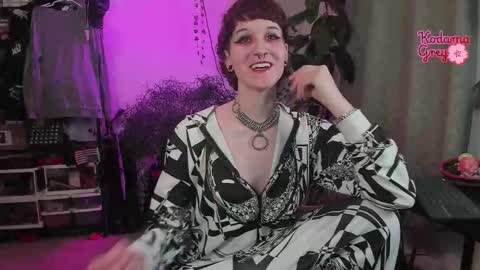 Kodama Grey online show from 01-14-26, 02:50