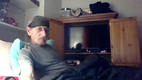 kodiakpm1 online show from 12-30-24, 07:26