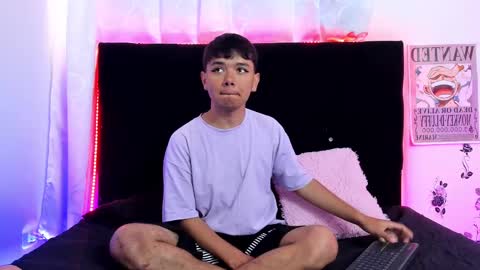 Snapshot of kody_sexy chatting on 10-09-25, 11:52 kody_sexy online show from 10-09-25, 11:52